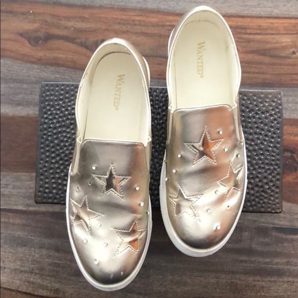💕Wanted brand-Gold Astroid Slip-on Sneakers (8.5) - Picture 1 of 13